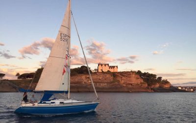 Santander despide a los peregrinos por mar con un amanecer inolvidable